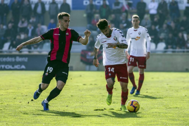 Imágenes del encuentro de la jornada 19 disputado en el Municipal de Reus y que finalizó con triunfo rojillo con un gol de Juan Villar.