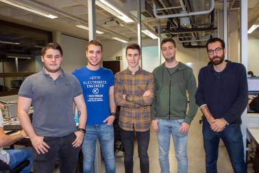 La Universidad Pública de Navarra y la Asociación de Estudiantes de Ingeniería para el Impulso de la Tecnología Electrónica-i2tec, en colaboración con trece empresas, han organizado la Semana de la Ingeniería Electrónica, que se desarrolló en el campus  Arrosadia de Pamplona a lo largo de tres días, entre el lunes 4 y el miércoles 6 de febrero.