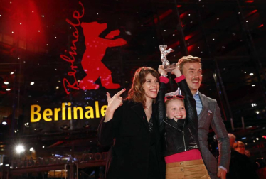 Imágenes de la Berlinale 2019, en la que la película 'Synonymes', dirigida por el cineasta israelí Nadav Lapid, ha sido galardonada con el Oso de Oro.