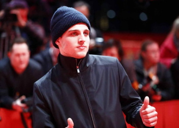 Imágenes de la Berlinale 2019, en la que la película 'Synonymes', dirigida por el cineasta israelí Nadav Lapid, ha sido galardonada con el Oso de Oro.