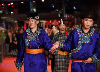 Imágenes de la Berlinale 2019, en la que la película 'Synonymes', dirigida por el cineasta israelí Nadav Lapid, ha sido galardonada con el Oso de Oro.
