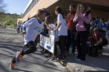 Imágenes de la tercera edición de la Carrera de los Valientes, celebrada este domingo en el campus de la Universidad de Navarra.