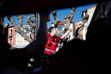 Imágenes de los aficionados rojillos en Soria, antes del partido contra el Numancia.