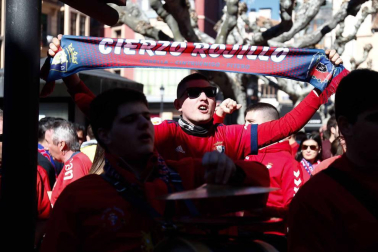 Imágenes de los aficionados rojillos en Soria, antes del partido contra el Numancia.