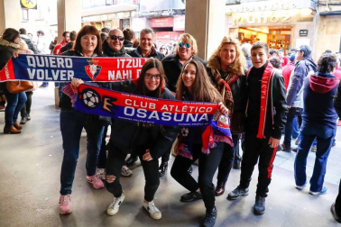 Imágenes de los aficionados rojillos en Soria, antes del partido contra el Numancia.