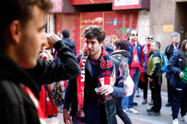 Imágenes de los aficionados rojillos en Soria, antes del partido contra el Numancia.