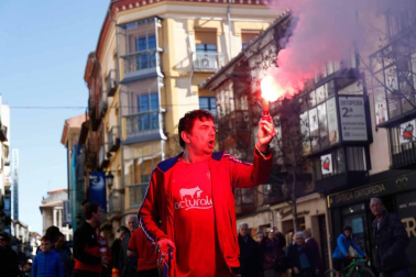 Imágenes de los aficionados rojillos en Soria, antes del partido contra el Numancia.