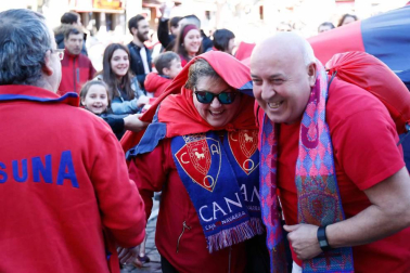 Imágenes de los aficionados rojillos en Soria, antes del partido contra el Numancia.