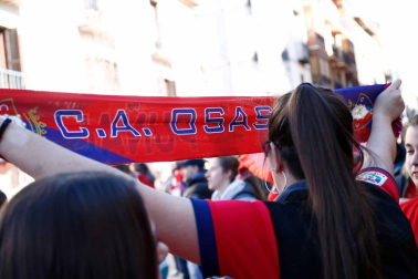 Imágenes de los aficionados rojillos en Soria, antes del partido contra el Numancia.