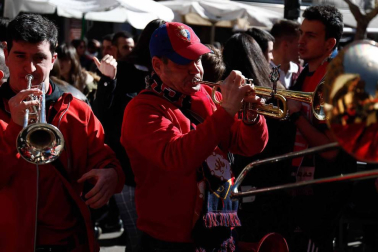 Imágenes de los aficionados rojillos en Soria, antes del partido contra el Numancia.