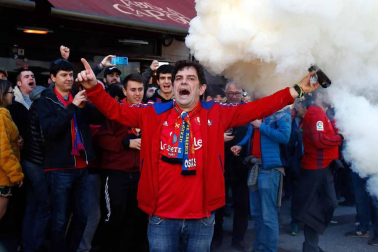 Imágenes de los aficionados rojillos en Soria, antes del partido contra el Numancia.