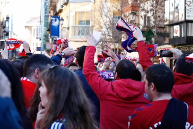 Imágenes de los aficionados rojillos en Soria, antes del partido contra el Numancia.