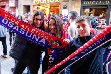 Imágenes de los aficionados rojillos en Soria, antes del partido contra el Numancia.