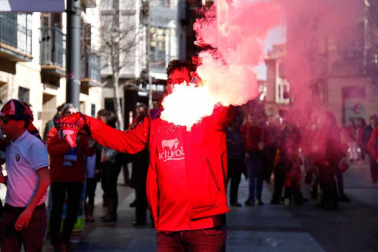 Imágenes de los aficionados rojillos en Soria, antes del partido contra el Numancia.