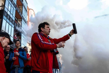 Imágenes de los aficionados rojillos en Soria, antes del partido contra el Numancia.