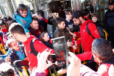 Imágenes de los aficionados rojillos en Soria, antes del partido contra el Numancia.