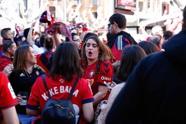 Imágenes de los aficionados rojillos en Soria, antes del partido contra el Numancia.