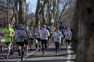Imágenes de la tercera edición de la Carrera de los Valientes, celebrada este domingo en el campus de la Universidad de Navarra.