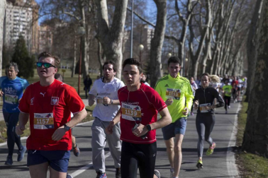 Imágenes de la tercera edición de la Carrera de los Valientes, celebrada este domingo en el campus de la Universidad de Navarra.