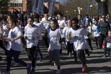 Imágenes de la tercera edición de la Carrera de los Valientes, celebrada este domingo en el campus de la Universidad de Navarra.