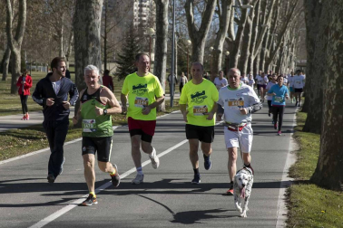 Imágenes de la tercera edición de la Carrera de los Valientes, celebrada este domingo en el campus de la Universidad de Navarra.