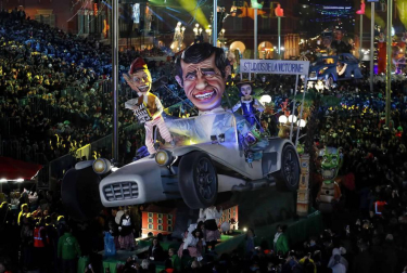 Disfraces tradicionales, bailes, carrozas por tierra y agua... Así están viviendo varias ciudades de Europa y América sus Carnavales