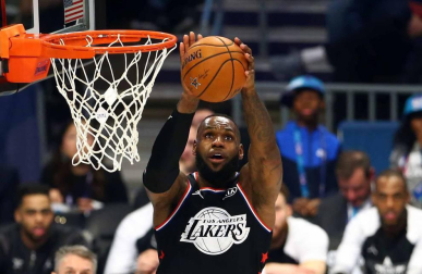 Este lunes 18 de febrero se disputó en el Spectrum Center de Charlotte el Al Starr Game 2019 con victoria del equipo de LeBron Ja mes sobre el conjunto liderado por Kevin Durant por 178-164.