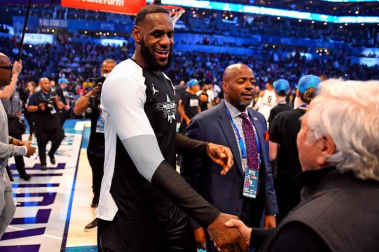 Este lunes 18 de febrero se disputó en el Spectrum Center de Charlotte el Al Starr Game 2019 con victoria del equipo de LeBron Ja mes sobre el conjunto liderado por Kevin Durant por 178-164.