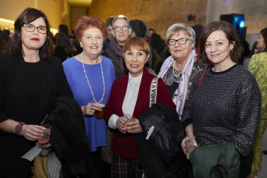 Del 14 al 16 de febrero Pamplona celebró la tercera edición de 'Pasarela 948', que se desarrolló en varios espacios de la capital navarra: Baluarte, Universidad de Navarra, Palacio de Condestable, Filmoteca de Navarra y Hotel Pamplona Catedral. En esta edición se ha puesto el objetivo en visibilizará el papel fundamental de la mujer a través de la historia de la moda, protagonizando las charlas, conferencias y desfiles.