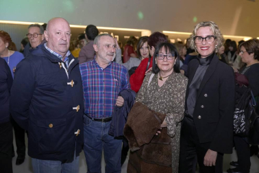 Del 14 al 16 de febrero Pamplona celebró la tercera edición de 'Pasarela 948', que se desarrolló en varios espacios de la capital navarra: Baluarte, Universidad de Navarra, Palacio de Condestable, Filmoteca de Navarra y Hotel Pamplona Catedral. En esta edición se ha puesto el objetivo en visibilizará el papel fundamental de la mujer a través de la historia de la moda, protagonizando las charlas, conferencias y desfiles.