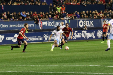 Imágenes del partido Osasuna-Zaragoza disputado en El Sadar.