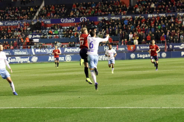 Imágenes del partido Osasuna-Zaragoza disputado en El Sadar.
