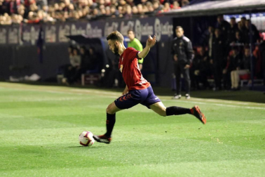 Imágenes del partido Osasuna-Zaragoza disputado en El Sadar.