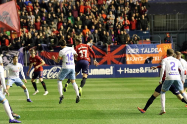 Imágenes del partido Osasuna-Zaragoza disputado en El Sadar.