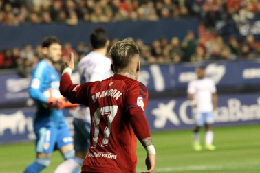 Imágenes del partido Osasuna-Zaragoza disputado en El Sadar.