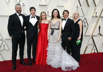 Los looks que han lucido sobre la alfombra roja los invitados a los premios Oscar 2019.