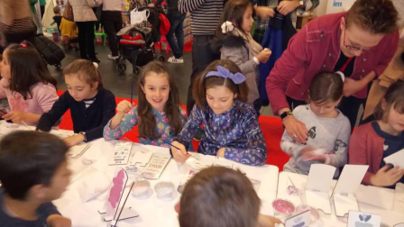 Este fin de semana se celebra en Baluarte la segunda edición de la feria de la familia Expofamily con multitud de talleres y actividades para niños y mayores.