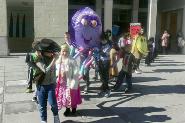 Fotos de la celebración de los carnavales escolares en Navarra