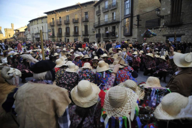 Fotos de la jornada de carnaval del sábado en Olite