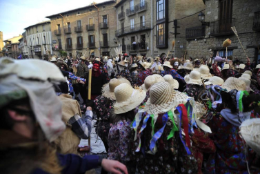 Fotos de la jornada de carnaval del sábado en Olite