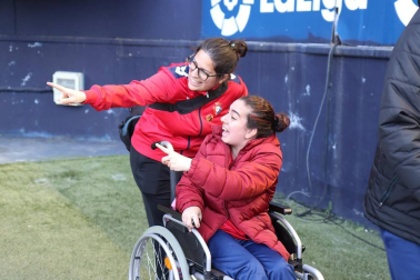Fotos del búscate en la grada del Osasuna - Nàstic