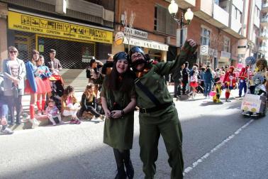 Fotos de los mejores disfraces de carnaval del desfile del domingo en Tudeola
