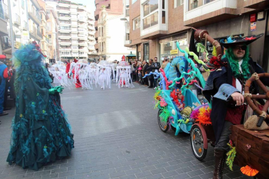 Fotos de los mejores disfraces de carnaval del desfile del domingo en Tudeola