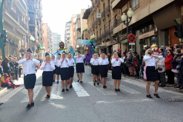 Fotos de los mejores disfraces de carnaval del desfile del domingo en Tudeola