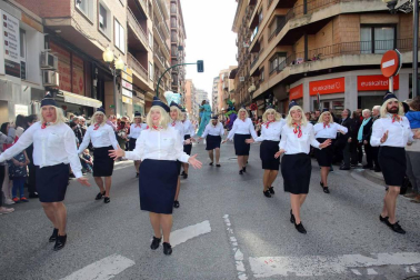 Fotos de los mejores disfraces de carnaval del desfile del domingo en Tudeola