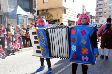 Fotos de los mejores disfraces de carnaval del desfile del domingo en Tudeola