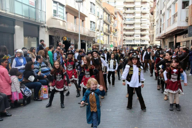 Fotos de los mejores disfraces de carnaval del desfile del domingo en Tudeola