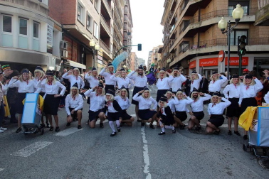 Fotos de los mejores disfraces de carnaval del desfile del domingo en Tudeola