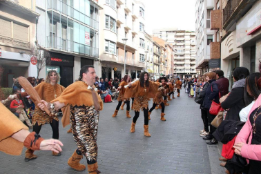 Fotos de los mejores disfraces de carnaval del desfile del domingo en Tudeola