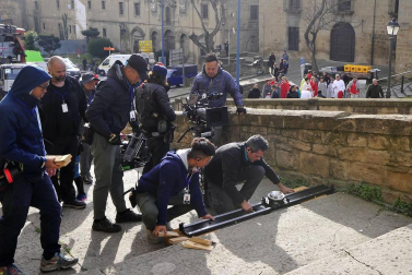 Tafalla se convierte en un plató de cine con rodaje de 'Line Walker'